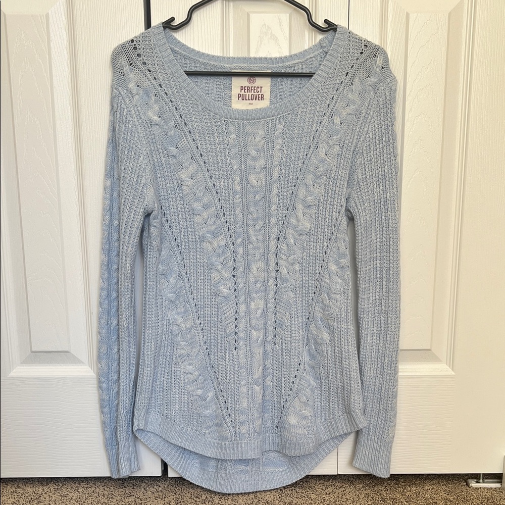 SO Cable Knit Perfect Pullover Women's Light Blue Sweater Size M